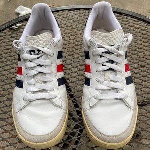 Adidas Mens Size 9 1/2 White Blue Red - Style 013714